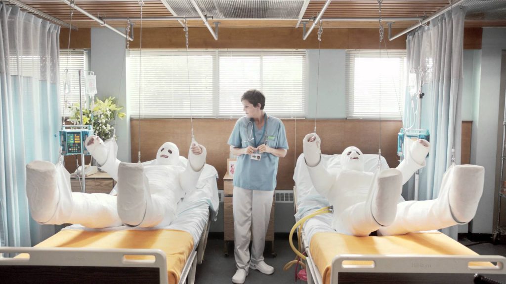 Что лучше - курсовая, или гипс?