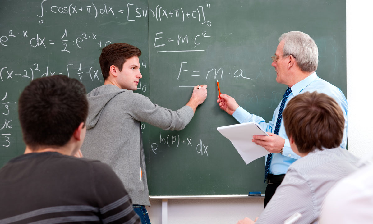 как общаться с преподавателем на экзамене