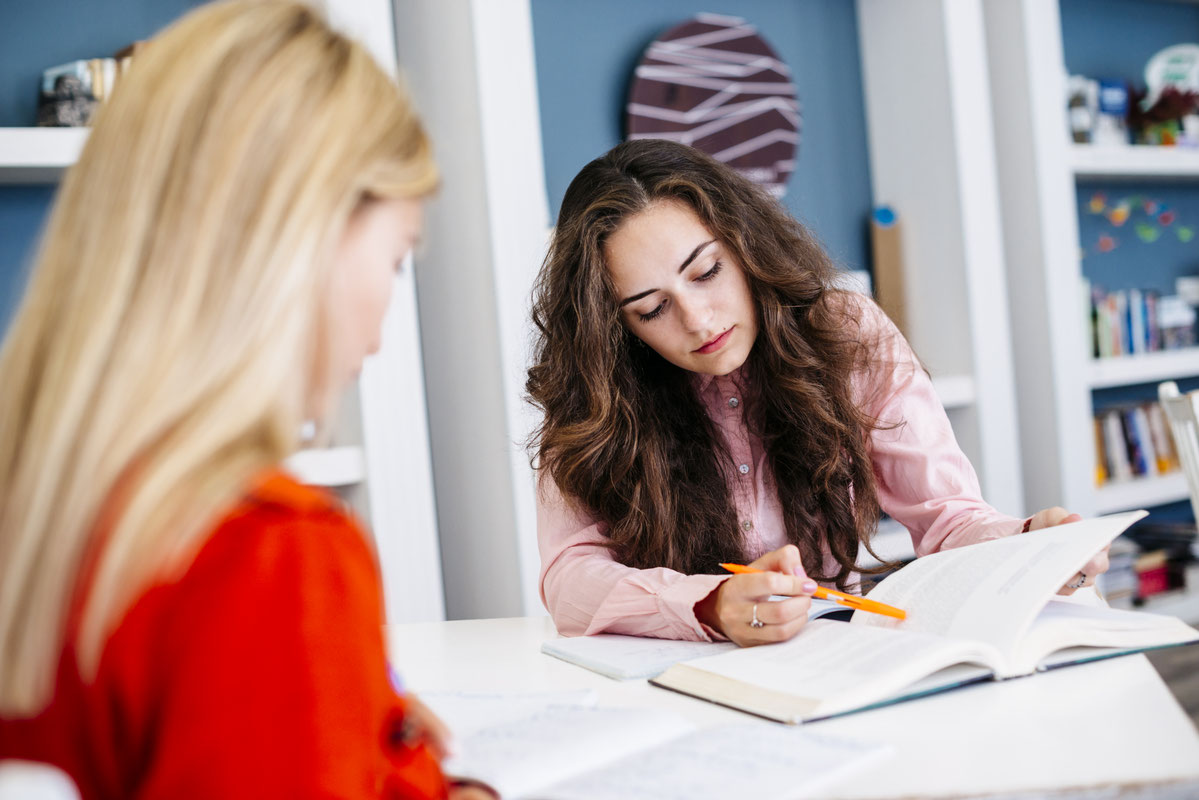 Как определить гипотезу в курсовой работе